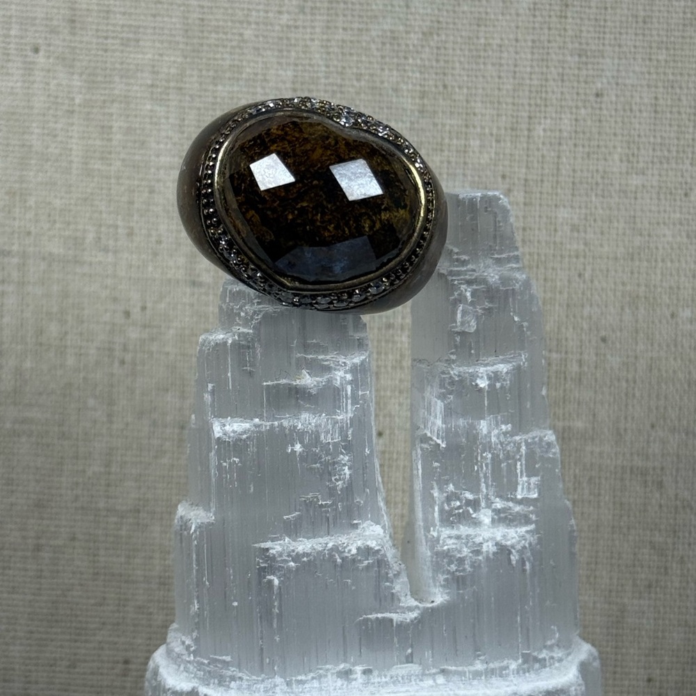 Elegant Brown Stone Ring
